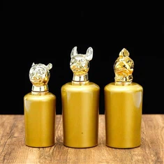 Золотой флакон духов